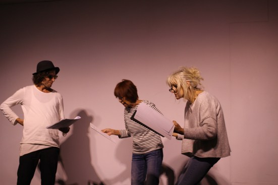 Lotta, Eva och Thomas ævar revy